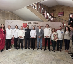 Кметът Рашков посрещна в Горна Оряховица световно признати шеф-готвачи от Тунис, Турция, Гърция и България